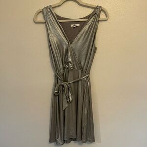 Fun Silver Dress w/ tie & zipper - size 6